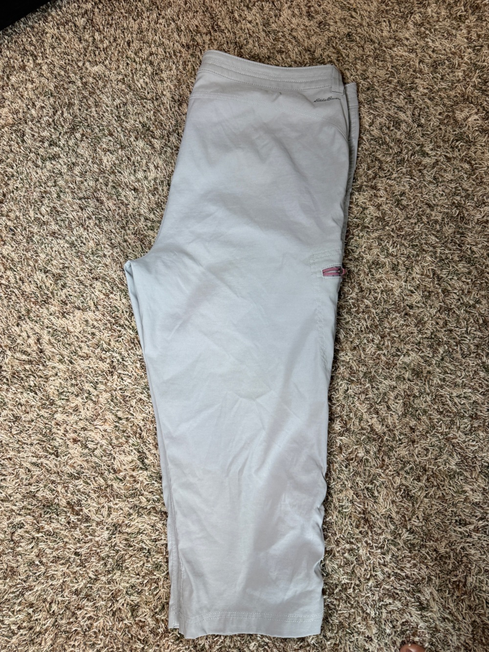 Eddie Bauer Women’s First Ascent Light Gray Capris